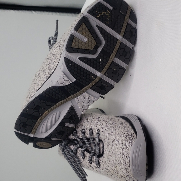 Apex Natural Fitlite Wool Knit - Picture 7 of 9